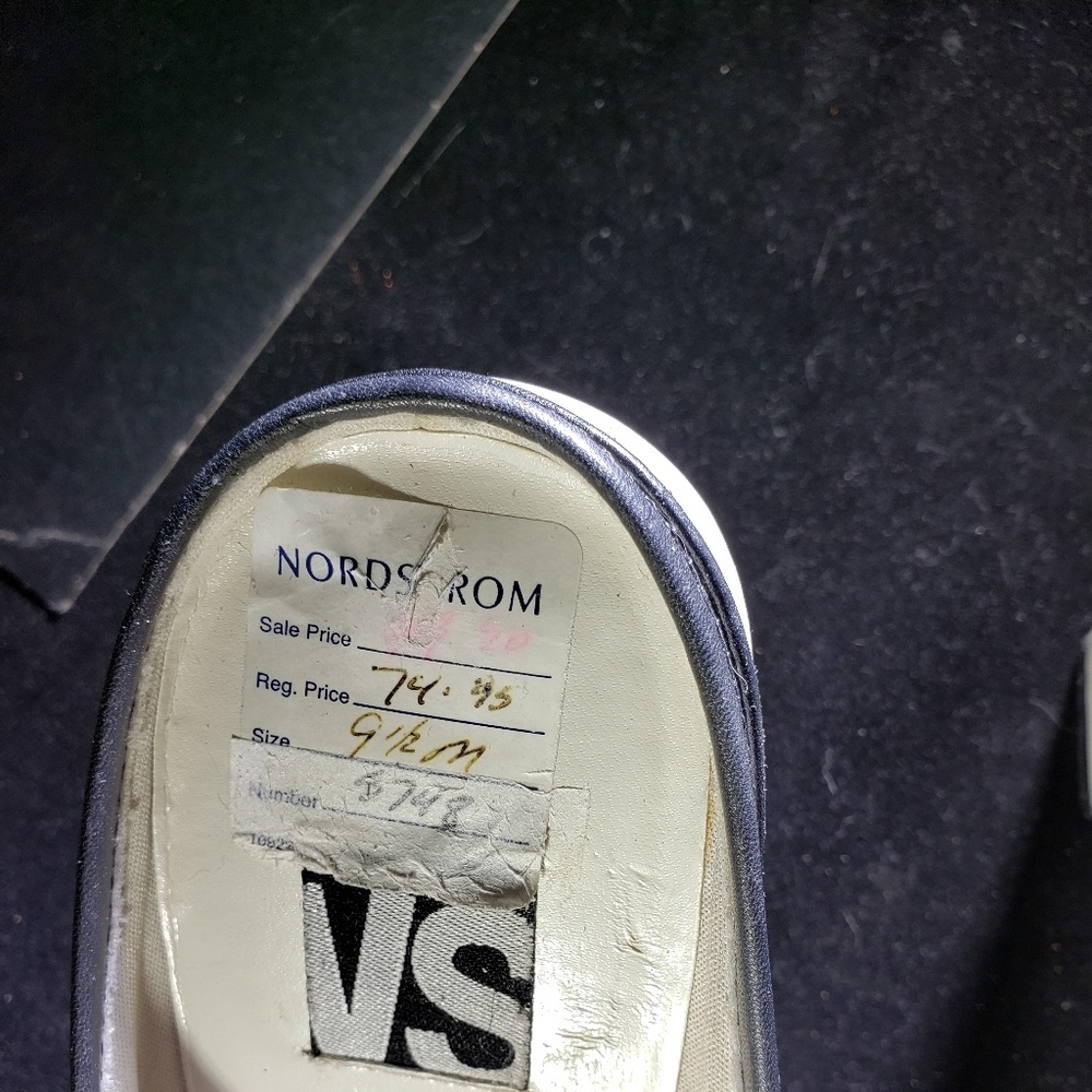 Via spiga black and white leather mules.